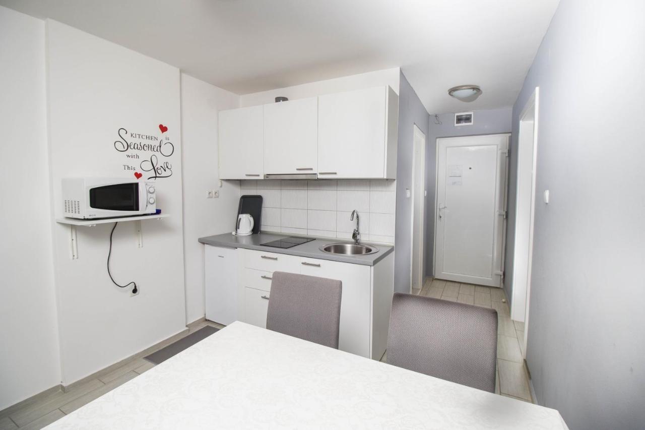 Apartment Sven Vinkovci Extérieur photo