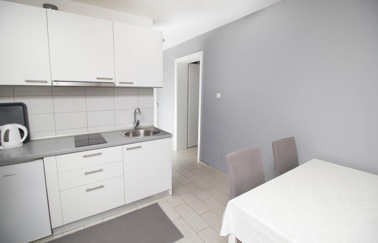 Apartment Sven Vinkovci Extérieur photo